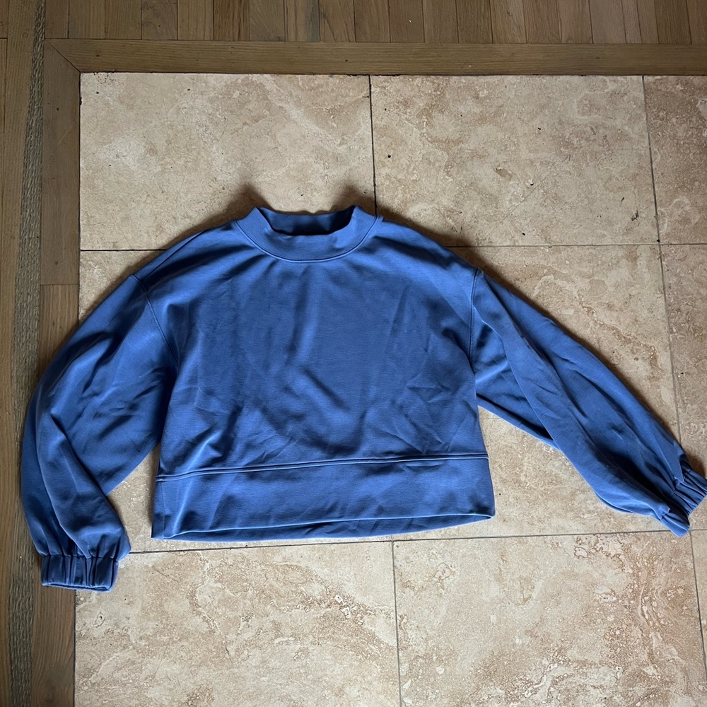 Club Monaco sweater, size medium, SUPER SOFT